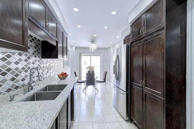 Additional image 18 of 7 Tustin Rd