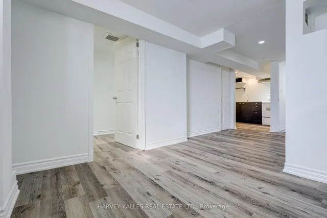 Additional image 19 of 562 Royal York Rd