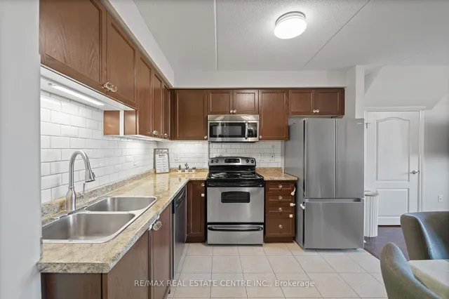 Additional image 12 of 1380 Costigan Rd Unit 126