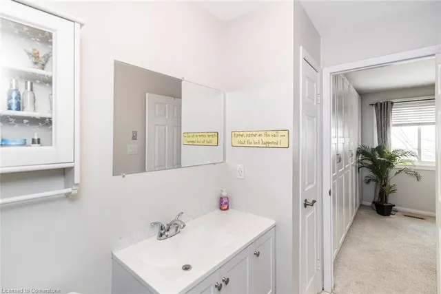 Additional image 32 of 26 Moss Blvd Unit 32