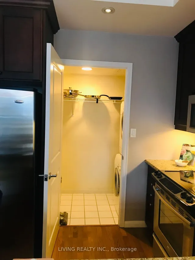 Additional image 11 of 900 Mount Pleasant Rd Unit 511