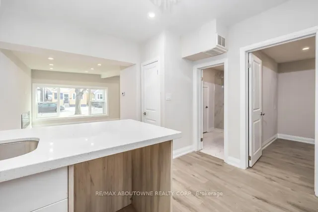 Additional image 7 of 131 West Ave