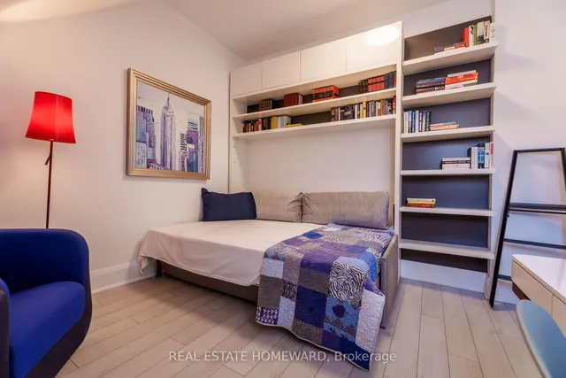 Additional image 26 of 98 Edwin Ave