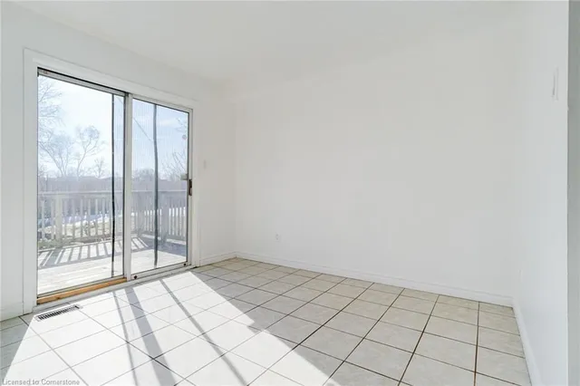 Additional image 17 of 28 Arbutus Cres