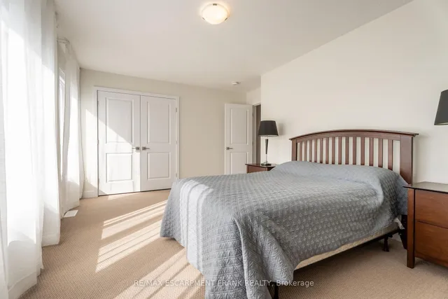 Additional image 42 of 412 KLEIN Circ