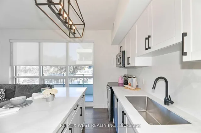 Additional image 8 of 2212 Lake Shore Blvd Unit 506