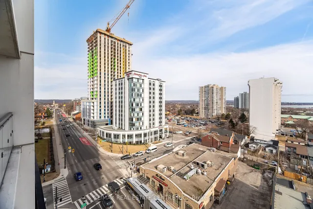 Additional image 29 of 15 Queen St Unit 710