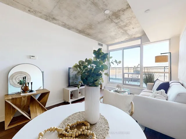 Additional image 10 of 1238 Dundas St Unit 613