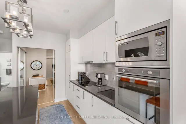 Additional image 24 of 27 Bathurst St Unit 1712