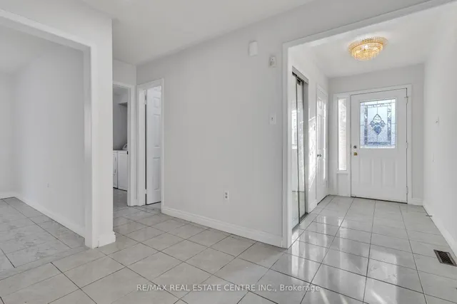 Additional image 9 of 27 Kentucky Dr