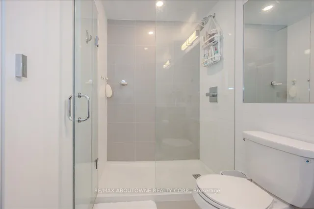 Additional image 20 of 26 Gibbs Rd Unit 926