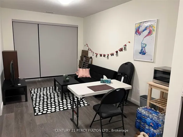 Additional image 4 of 690 King St Unit 115