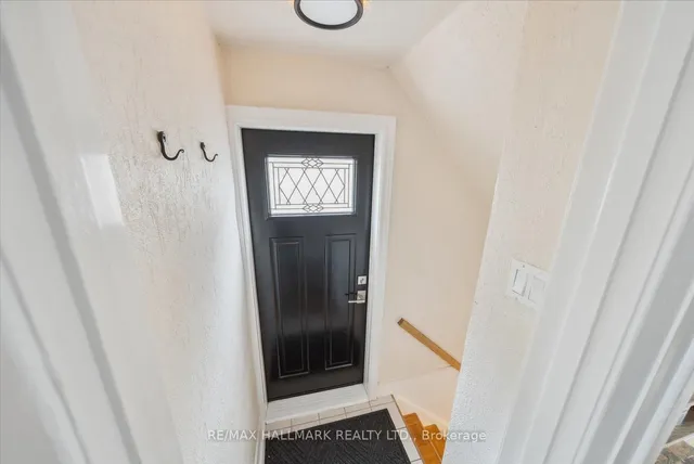 Additional image 33 of 17 Marsh Rd