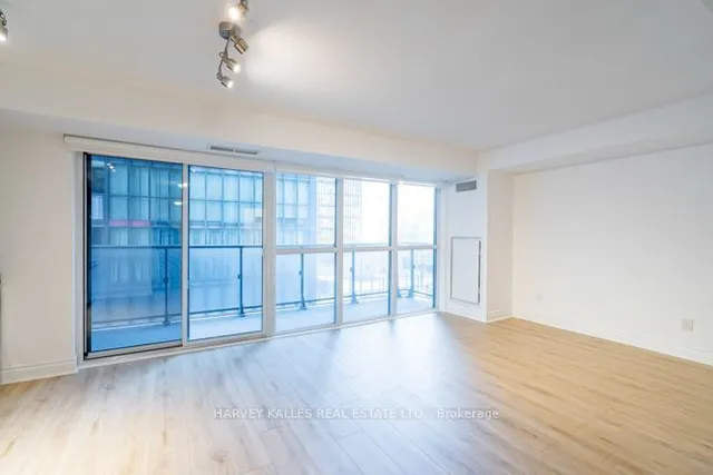 Additional image 3 of 28 Ted Rogers Way Unit 403