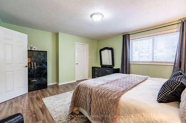 Additional image 16 of 1493 Ester Dr