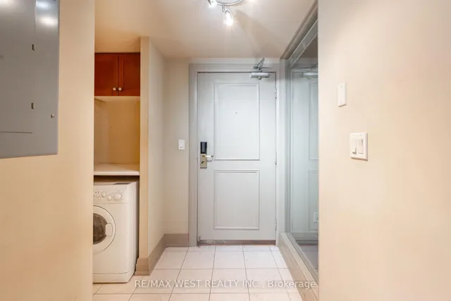 Additional image 13 of 2737 Keele St Unit 629