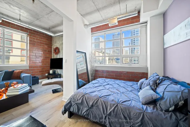 Additional image 20 of 10 Wellesley Pl Unit 302