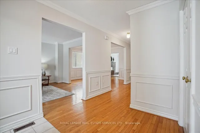 Additional image 3 of 2076 Pelee Blvd