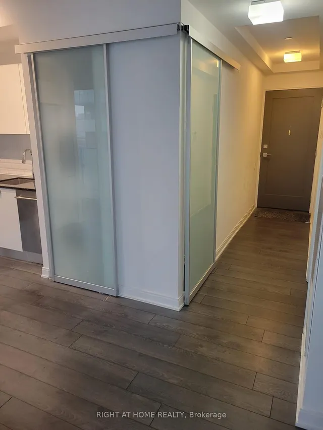 Additional image 16 of 42 Charles St Unit 2510