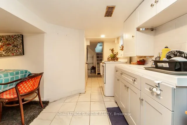 Additional image 34 of 95 Silverthorn Ave