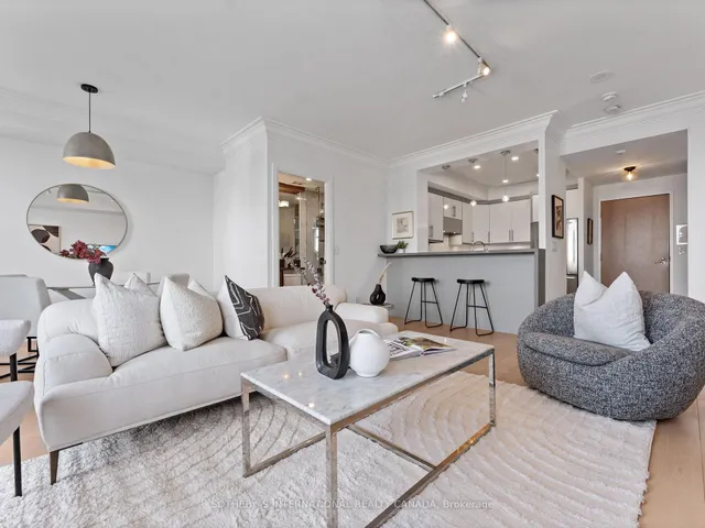 Additional image 2 of 438 Richmond St Unit 1406