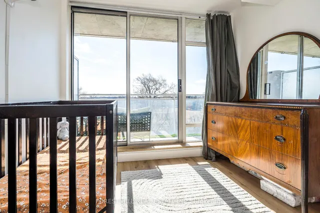 Additional image 18 of 650 Queens Quay Unit 608