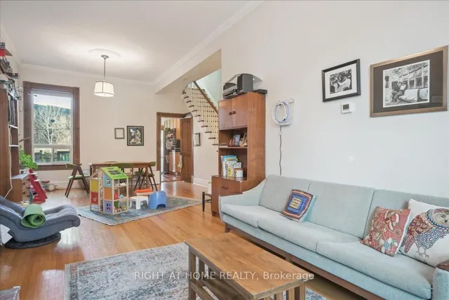 Additional image 5 of 151 Niagara St