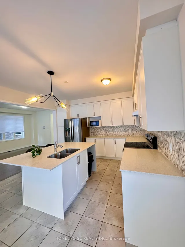 Additional image 8 of 1430 Wellwood Terr