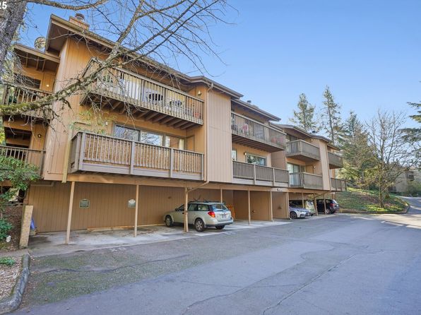 7548 SW Barnes Rd UNIT G, Portland, OR 97225