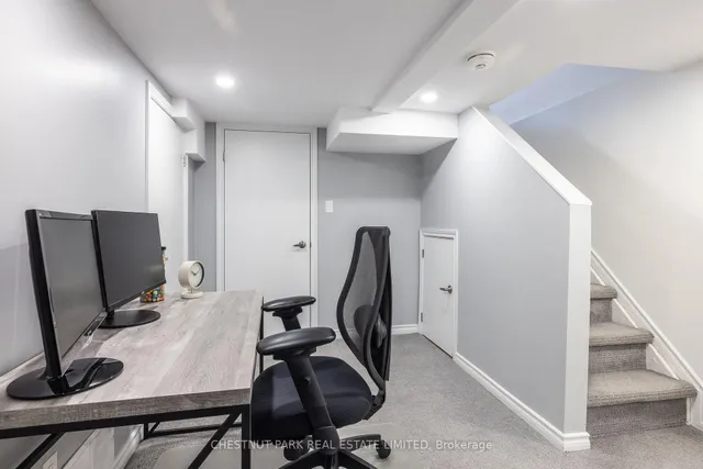 Additional image 28 of 393 Quebec Ave