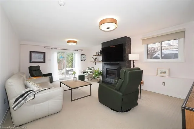 Additional image 18 of 15 Windermere Crt