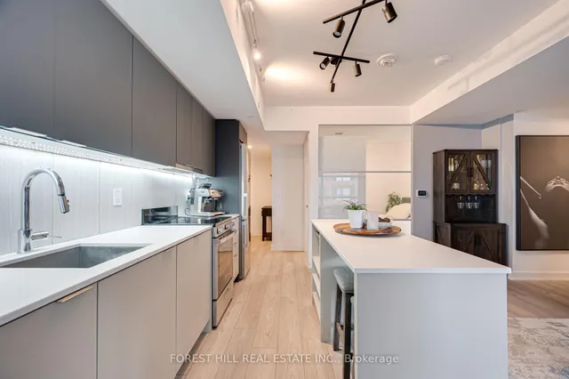 Additional image 6 of 8 Tippett Rd Unit 411