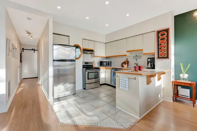 Additional image 15 of 36 James St Unit 701