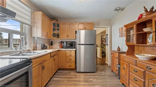 Additional image 14 of 190 Erindale Ave