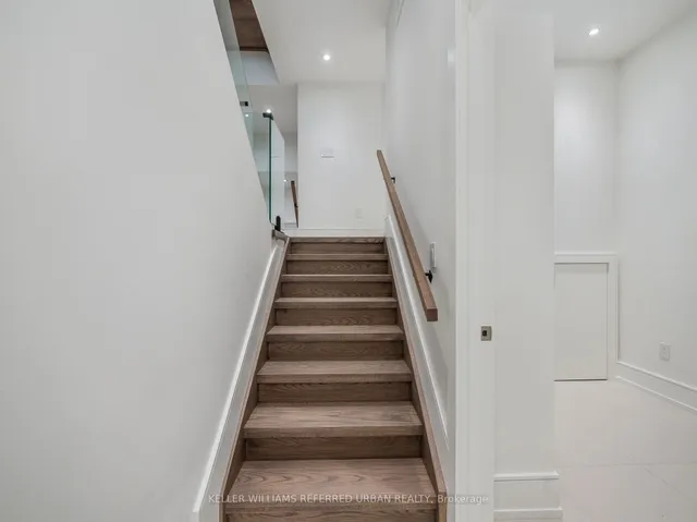 Additional image 40 of 327 Melrose St