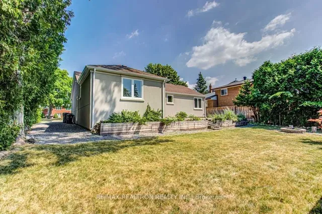 Additional image 23 of 7 Risebrough Ave