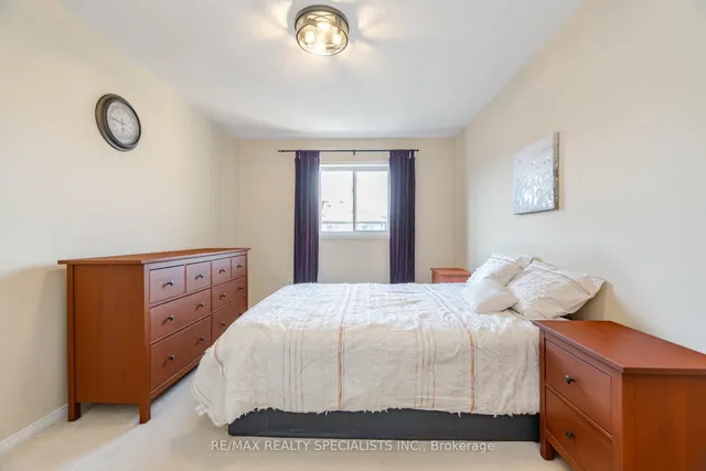 Additional image 15 of 6072 Windfleet Cres