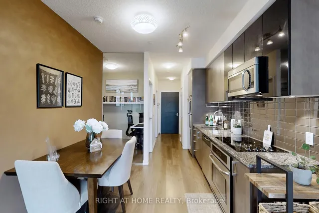 Additional image 6 of 98 Lillian St Unit 622