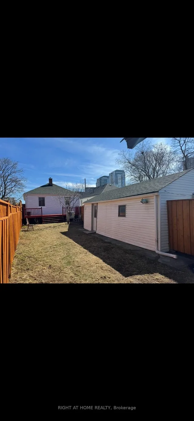 Additional image 41 of 8 Culnan Ave