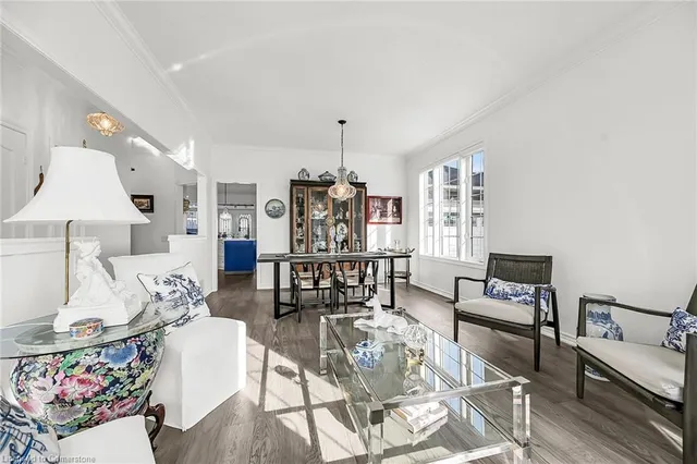 Additional image 10 of 86 Silverbirch Blvd