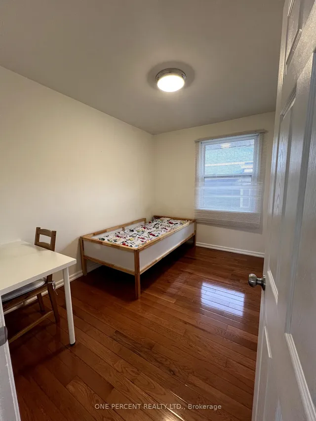 Additional image 13 of 17 Savarin St