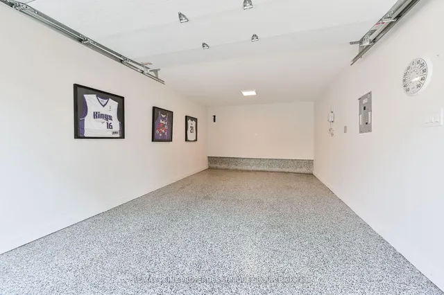 Additional image 40 of 275 Glenforest Rd