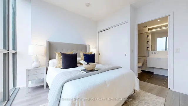 Additional image 10 of 101 Charles St Unit 1901