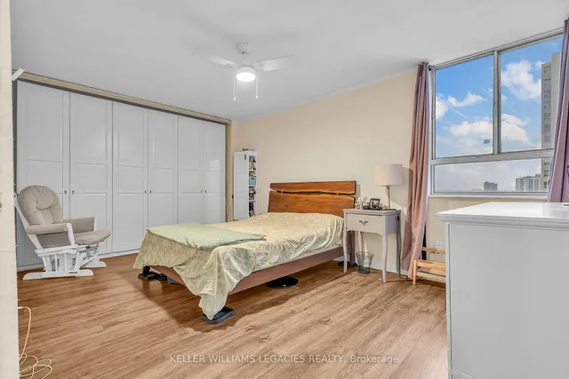 Additional image 19 of 1 Massey Sq Unit 2001