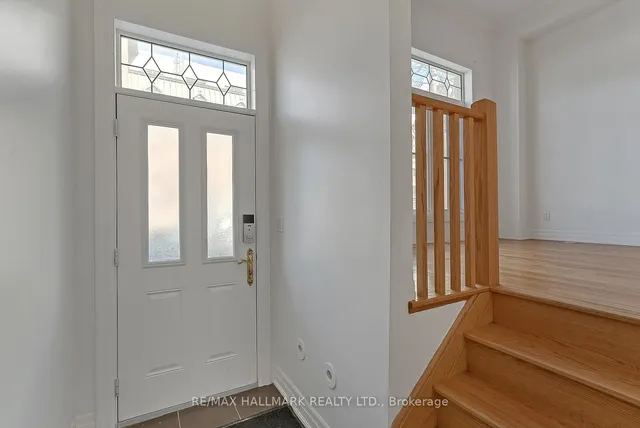 Additional image 3 of 443D Queen St