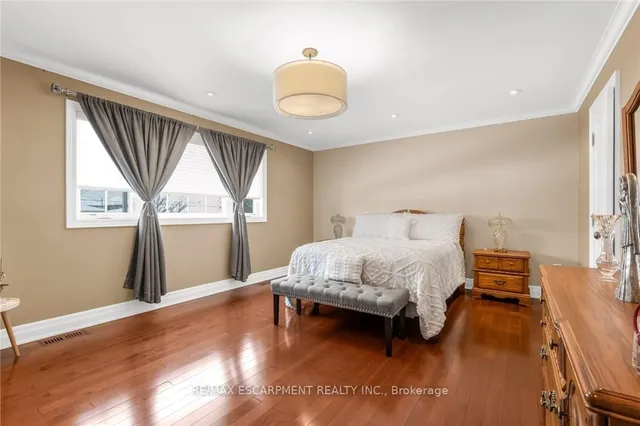 Additional image 17 of 1705 Upper Wellington St