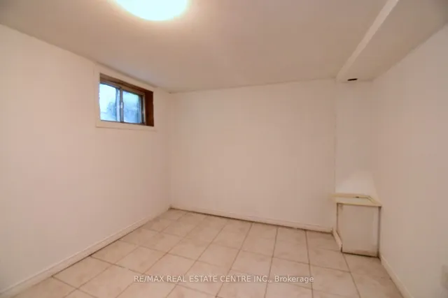 Additional image 24 of 14 Graham Ave