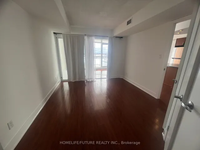 Additional image 18 of 550 Queens Quay Unit 1022