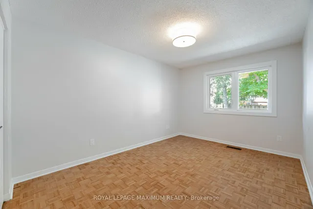 Additional image 17 of 8 Giles Crt