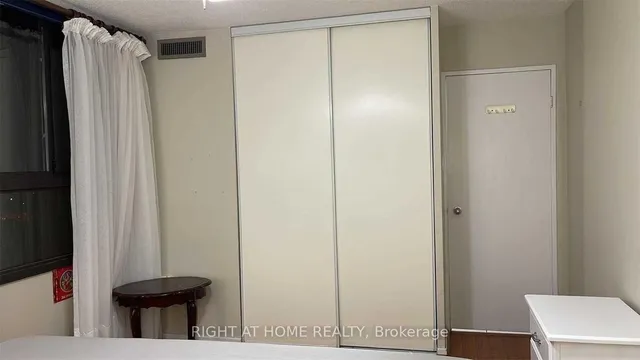 Additional image 15 of 260 Seneca Hill Dr Unit 1415